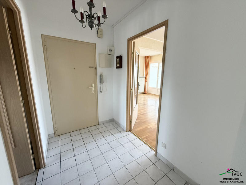 Appartement - 83 m² - 3 pièces