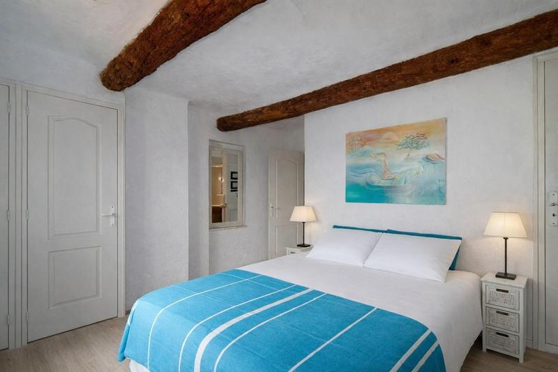 Maison de village - 90 m² - 4 pièces