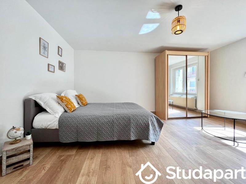 Chambre - 18 m² - 1 pièce