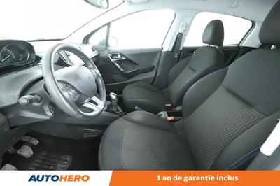 Peugeot 208 1.2 PureTech Signature 5p 82 ch