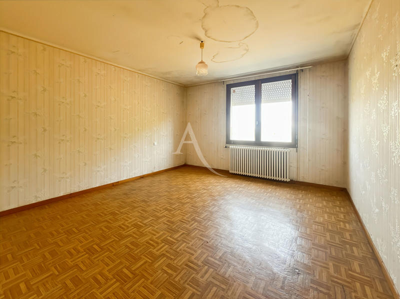 Maison - 111 m² - 4 pièces