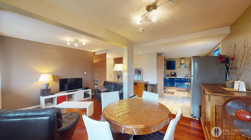 Appartement - 80 m² - 4 pièces