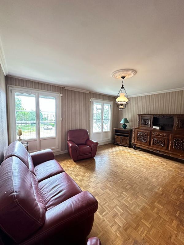 Appartement - 76 m² - 5 pièces