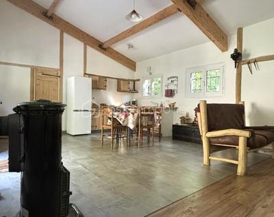 Maison - 60 m² - 3 pièces