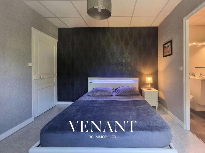 Villa - 238 m² - 14 pièces