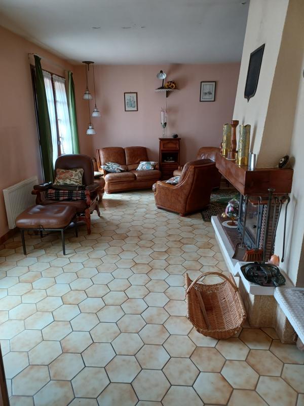 Maison - 105 m² - 4 pièces