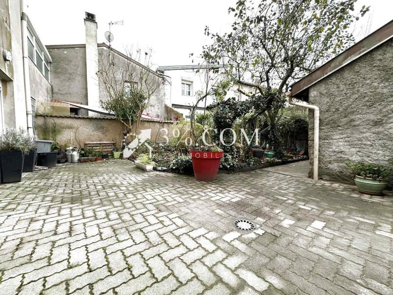 Maison - 190 m² - 8 pièces