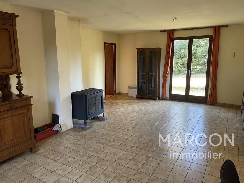 Maison - 94 m² - 5 pièces