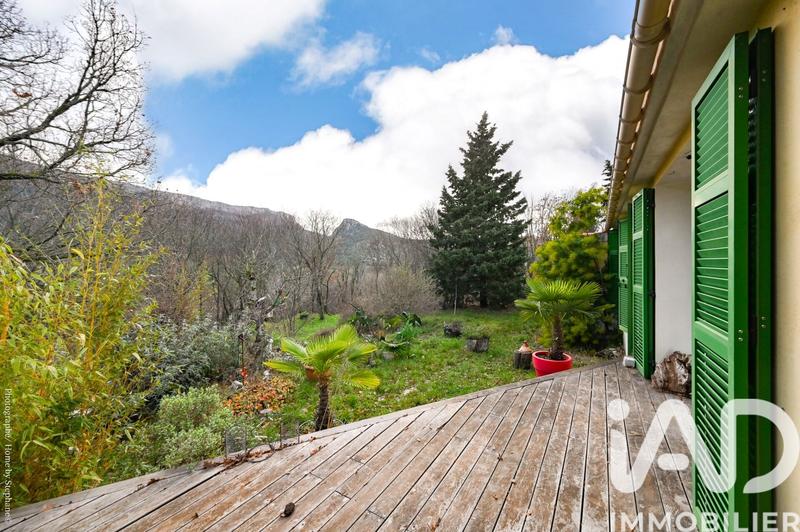 Maison - 110 m² - 6 pièces