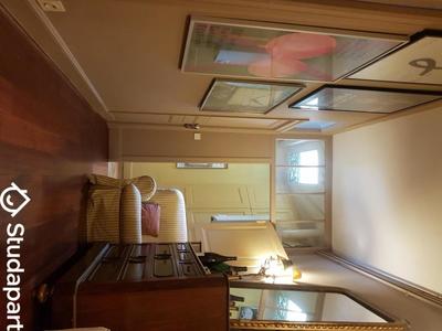 Chambre - 14 m² - 1 pièce