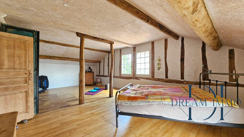 Maison - 308 m² - 5 pièces