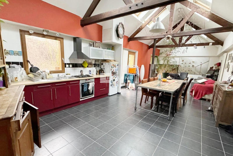 Maison - 150 m² - 4 pièces