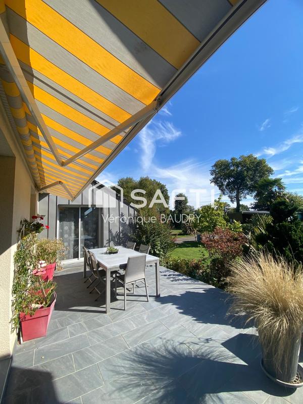 Maison - 200 m² - 6 pièces