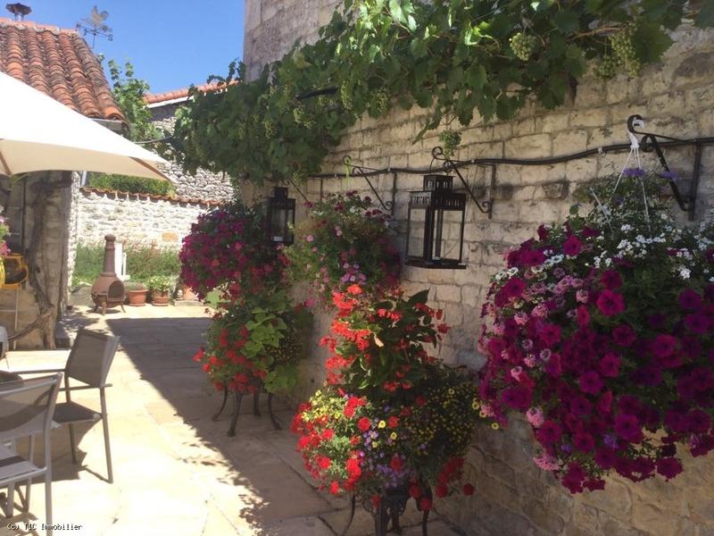 Maison de village - 120 m² - 6 pièces