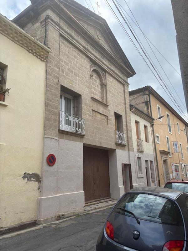 Maison - 186 m² - 3 pièces