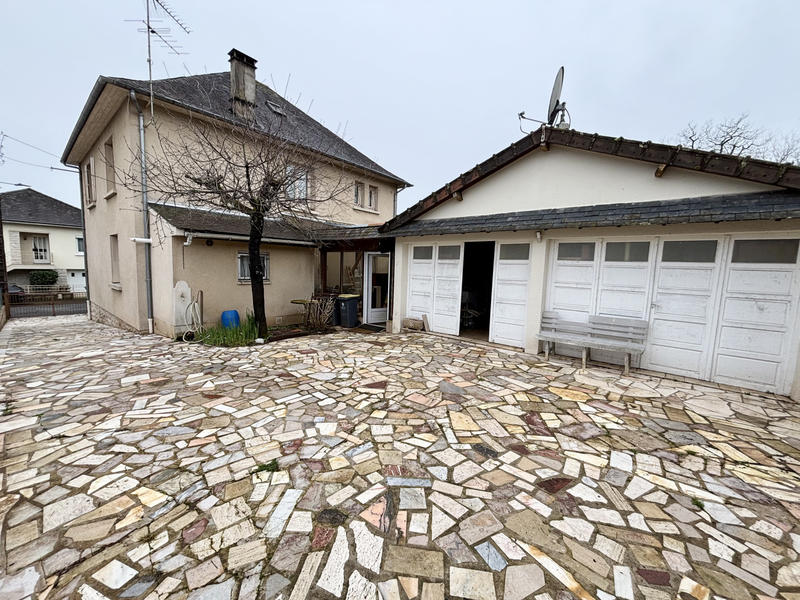 Maison - 137 m² - 7 pièces