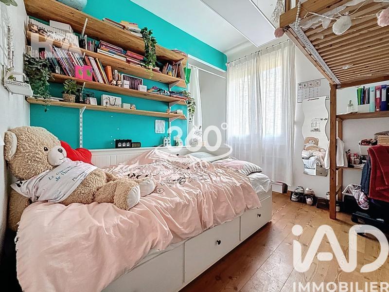 Appartement - 97 m² - 5 pièces