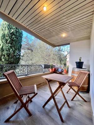 Appartement - 98 m² - 4 pièces