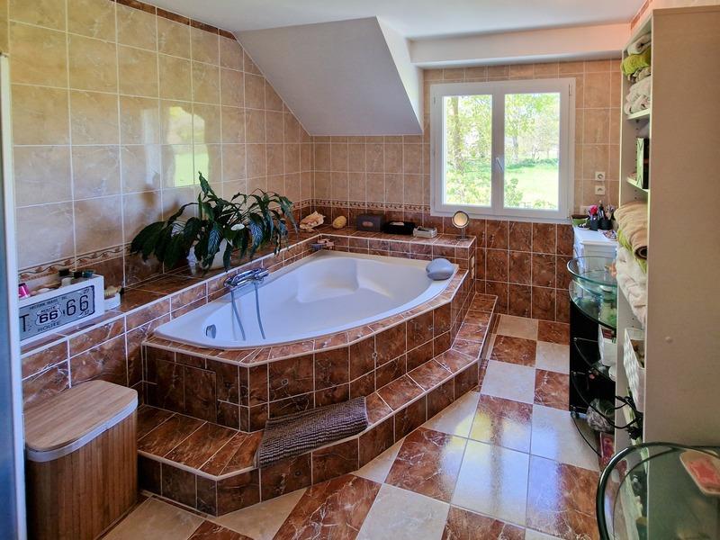 Propriété - 500 m² - 14 pièces