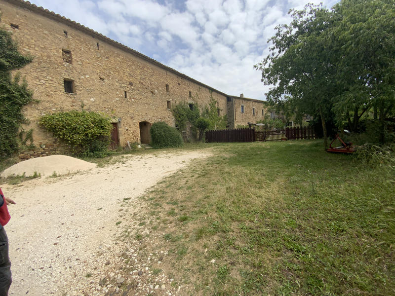 Maison - 800 m² - 5 pièces