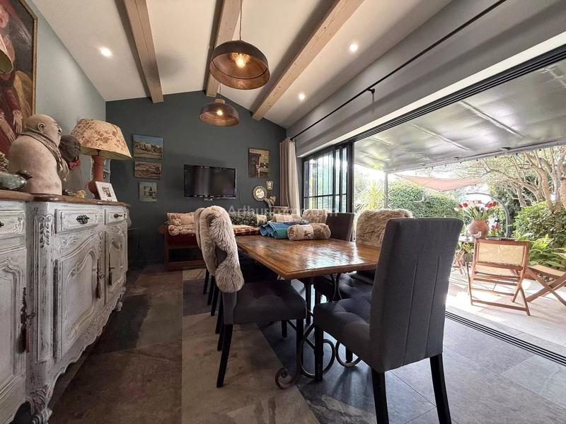 Maison - 165 m² - 6 pièces