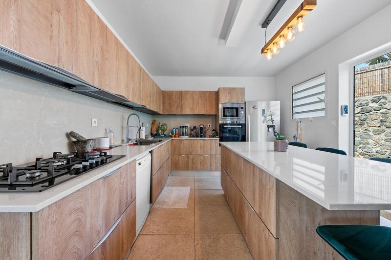 Villa - 360 m² - 10 pièces