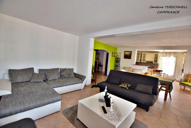 Maison - 205 m² - 10 pièces