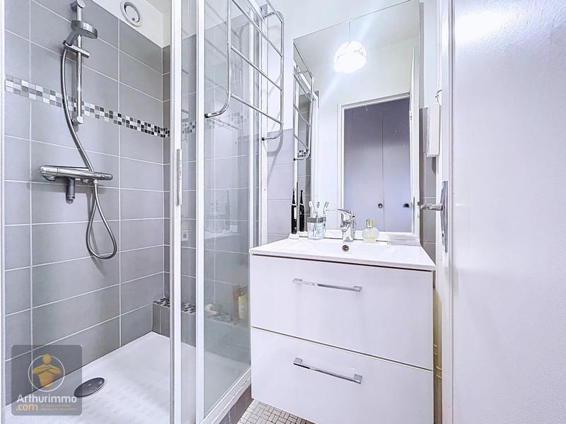 Appartement - 85 m² - 4 pièces