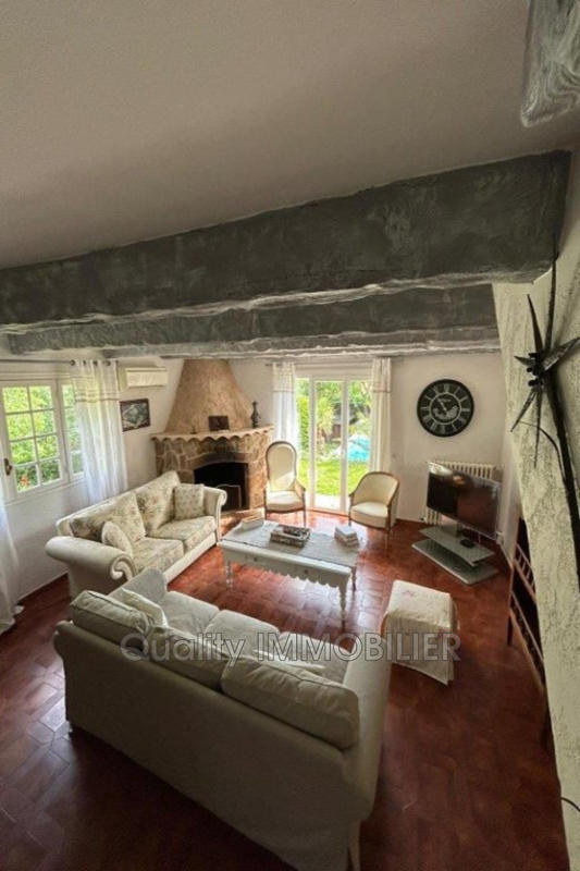 Villa - 140 m² - 5 pièces