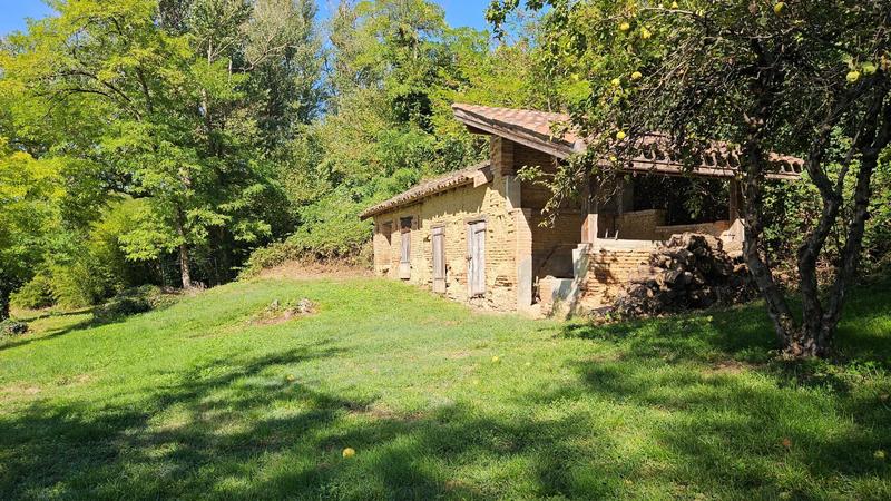 Maison - 340 m² - 12 pièces