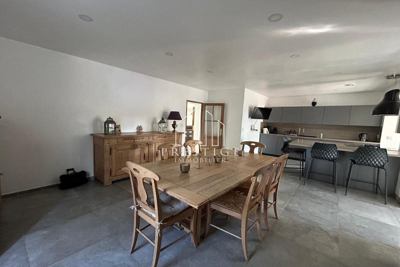 Maison - 149 m² - 5 pièces