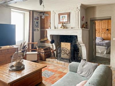 Maison - 229 m² - 7 pièces