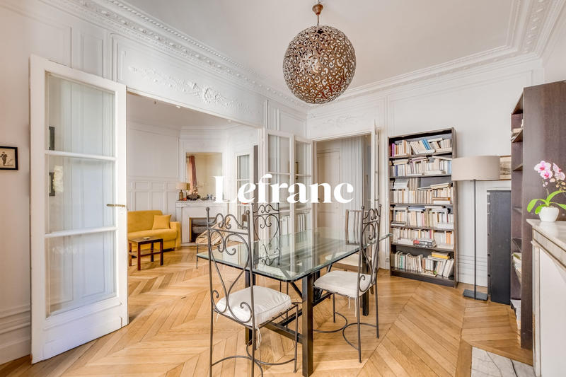 Appartement - 80 m² - 4 pièces