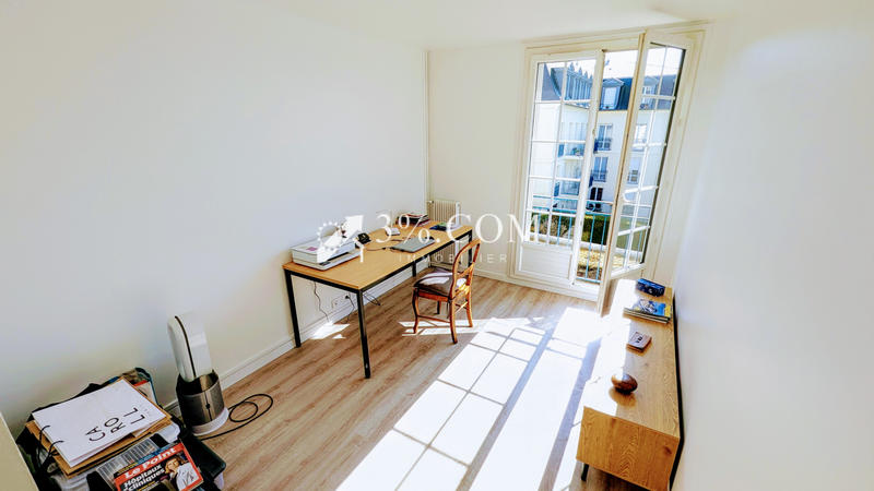 Appartement - 99 m² - 4 pièces