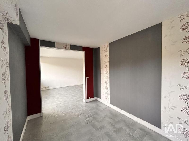 Appartement - 81 m² - 5 pièces