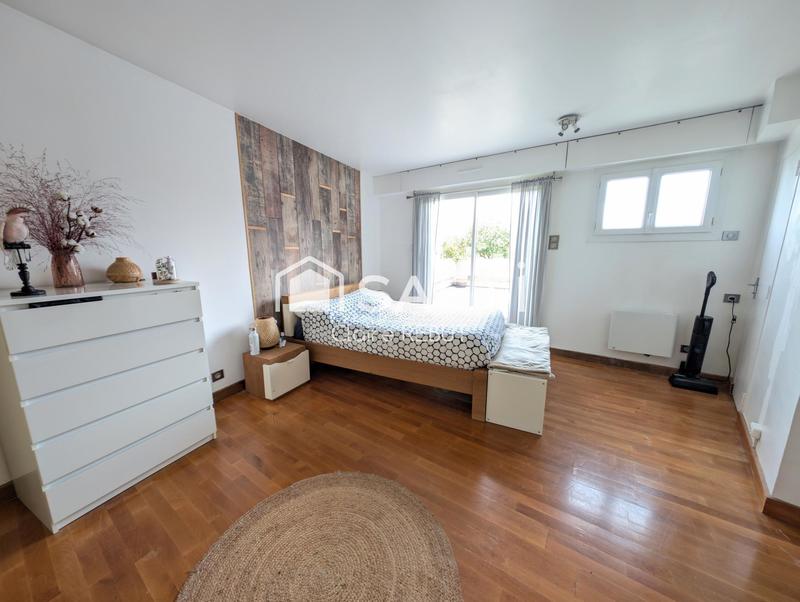 Appartement - 111 m² - 5 pièces