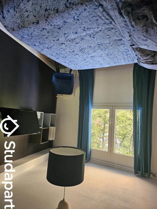 Chambre - 11 m² - 1 pièce