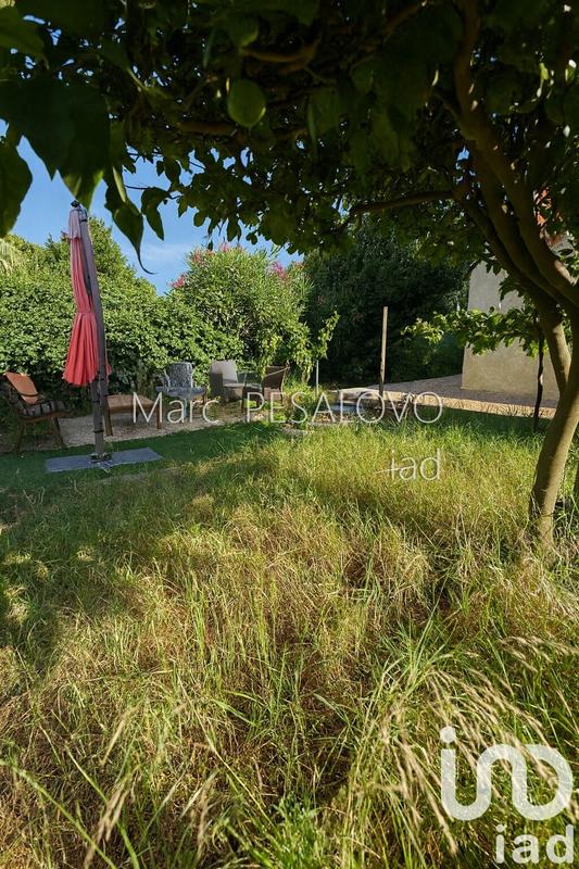 Maison - 180 m² - 8 pièces