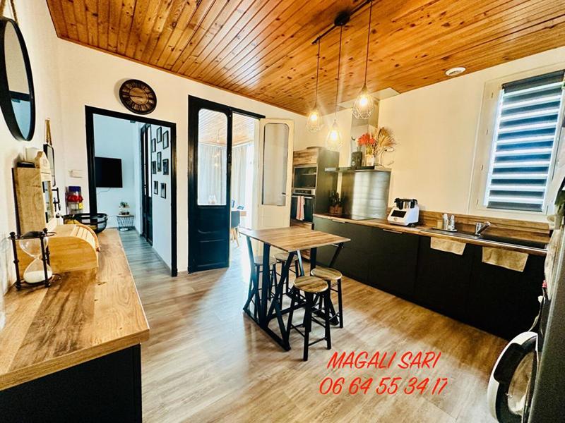 Maison - 140 m² - 7 pièces