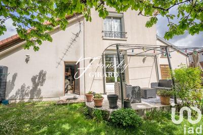 Maison - 75 m² - 4 pièces