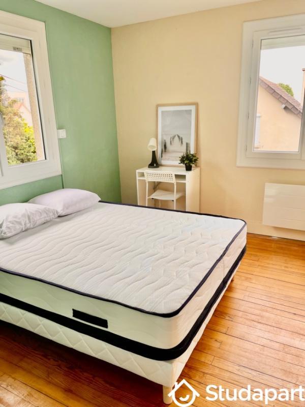 Chambre - 9 m² - 1 pièce