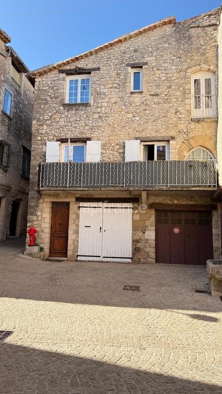 Maison de village - 100 m² - 4 pièces