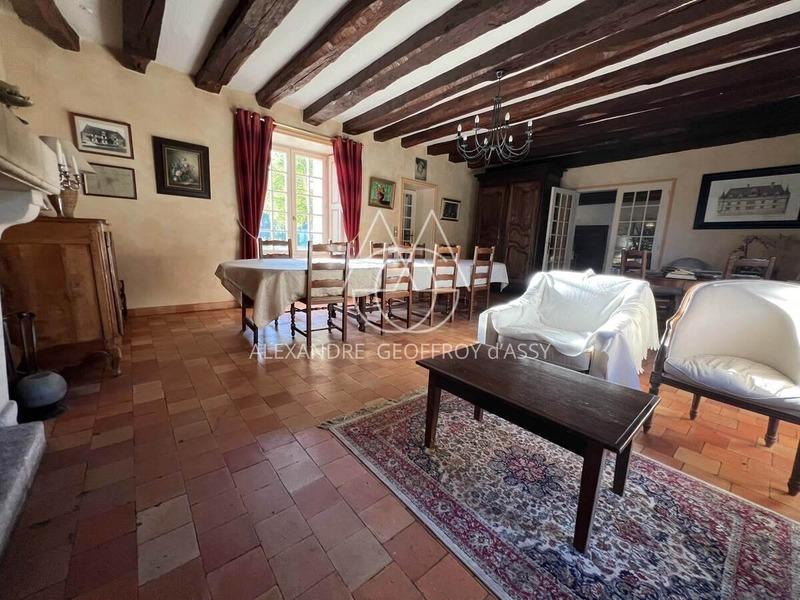Château - 820 m² - 28 pièces