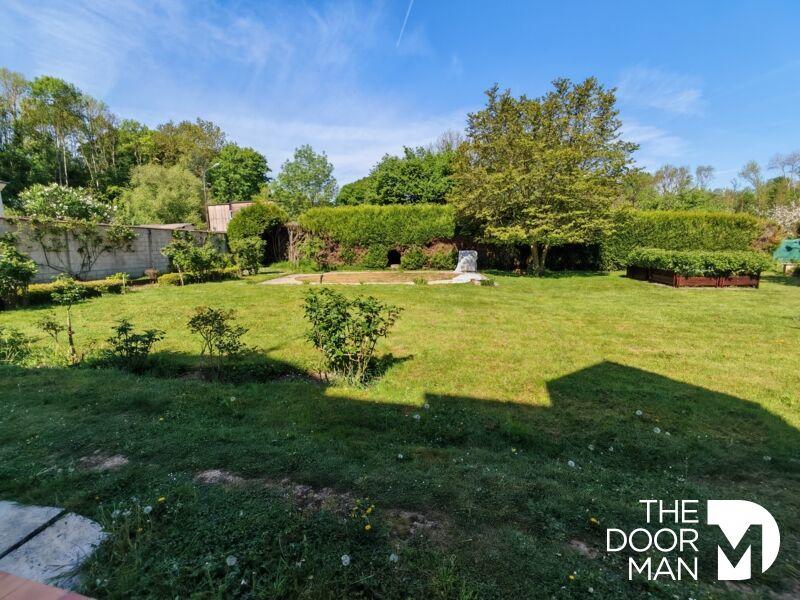 Propriété - 312 m² - 12 pièces