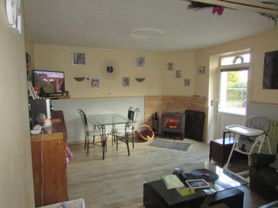 Maison - 104 m² - 5 pièces