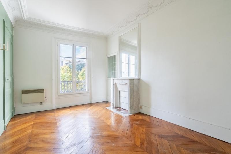 Appartement bourgeois - 76 m² - 3 pièces