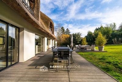 Maison - 302 m² - 7 pièces