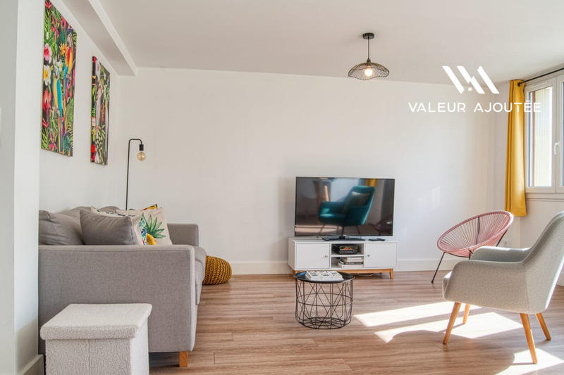 Maison - 107 m² - 6 pièces