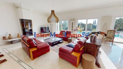 Villa - 237 m² - 7 pièces