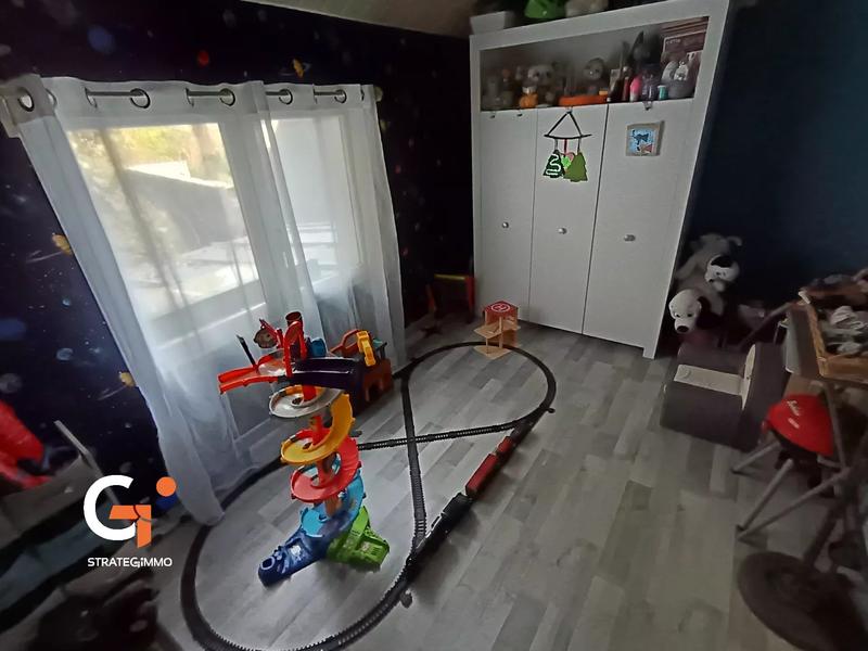 Maison - 89 m² - 5 pièces